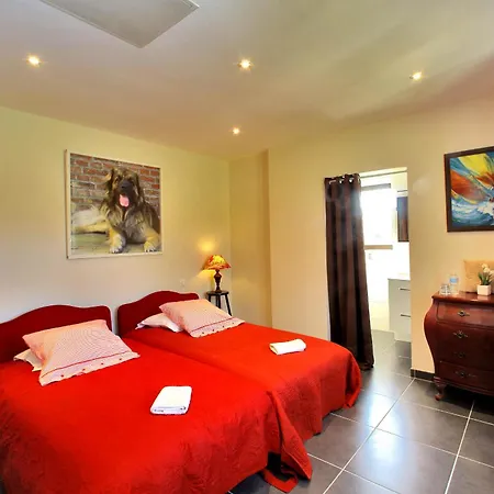 Bed & Breakfast Les Jardins D'ungaro / Manoir La Barriere 4*